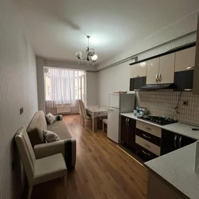 In Baku 80.0 m² apartment is for rent - Image 5