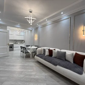 In Baku 59.0 m² apartment is for sale - Image 2