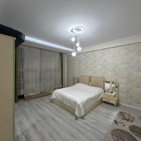In Baku 140.0 m² apartment is for rent - Image 3