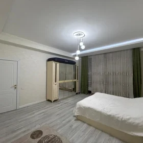 In Baku 140.0 m² apartment is for rent - Image 4