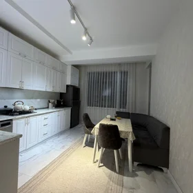 In Baku 140.0 m² apartment is for rent - Image 7