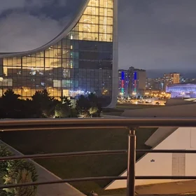 In Baku 110.0 m² apartment is for sale - Image 2