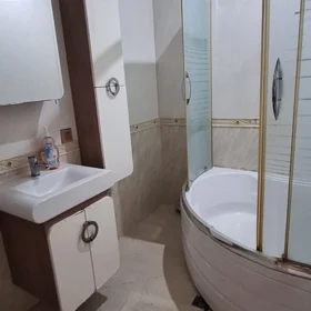 In Baku 110.0 m² apartment is for sale - Image 6