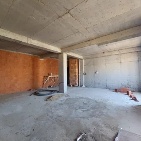 In Baku 83.0 m² apartment is for sale - Image 4