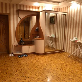 In Baku 140.0 m² apartment is for rent - Image 2