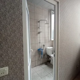 In Binəqədi rayonu 250.0 m² house with 5.0 rooms is for sale - Image 4