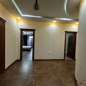 In Baku 120.0 m² apartment is for rent - Image 9