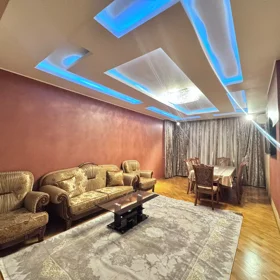 In Baku 102.0 m² apartment is for rent - Image 3