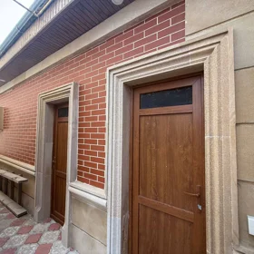 In nan 390.0 m² house with 6.0 rooms is for sale - Image 2