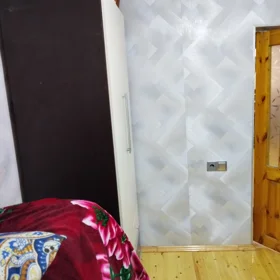 In Khirdalan 70.0 m² house with 3.0 rooms is for sale - Image 7