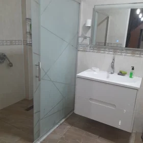 In Səbail rayonu 300.0 m² house with 4.0 rooms is for rent - Image 6