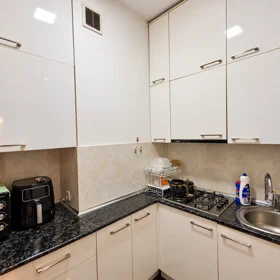 In Baku 68.0 m² apartment is for rent - Image 6