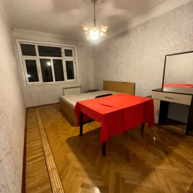 In Baku 90.0 m² apartment is for rent - Image 4