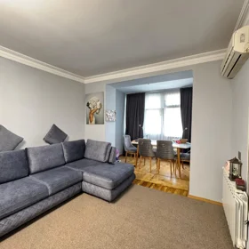 In Binəqədi rayonu 71.0 m² apartment is for sale - Image 9