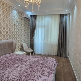 In Baku 85.0 m² apartment is for rent - Image 2