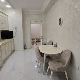 In Baku 85.0 m² apartment is for rent - Image 10