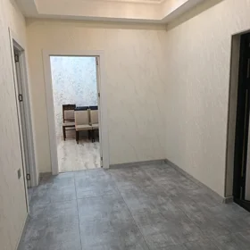 In Khirdalan 90.0 m² apartment is for rent - Image 3