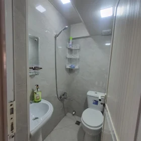 In Baku 55.0 m² apartment is for rent - Image 9