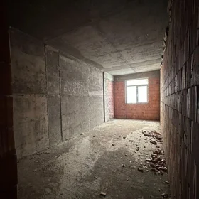 In Baku 132.0 m² apartment is for sale - Image 8