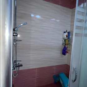 In Baku 100.0 m² apartment is for rent - Image 2