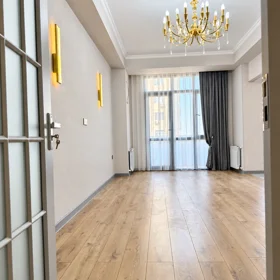In Baku 96.0 m² apartment is for sale - Image 6