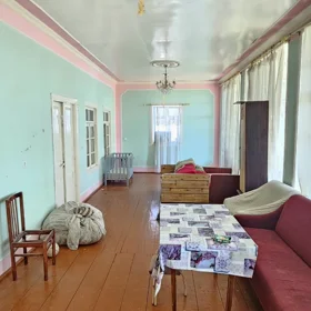 In nan 100.0 m² house with 3.0 rooms is for sale - Image 2