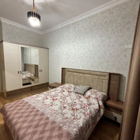 In Baku 70.0 m² apartment is for sale - Image 4