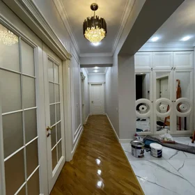 In Baku 134.0 m² apartment is for sale - Image 2