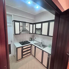 In Baku 102.0 m² apartment is for rent - Image 10