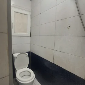 In Baku 35.0 m² apartment is for sale - Image 9