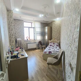 In Baku 90.0 m² apartment is for rent - Image 4