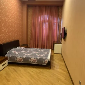 In Baku 200.0 m² apartment is for rent - Image 8