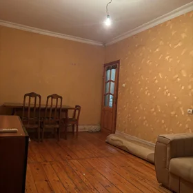 In Baku 70.0 m² apartment is for rent - Image 4