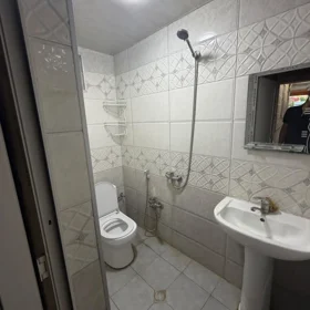 In Rəsulzadə qəsəbəsi 43.0 m² house with 2.0 rooms is for rent - Image 3
