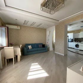 In Baku 90.0 m² apartment is for rent - Image 3