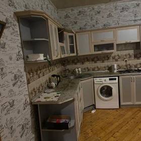 In Baku 100.0 m² house with 3.0 rooms is for rent - Image 9