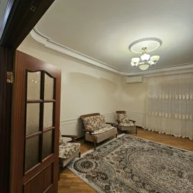 In Binəqədi rayonu 150.0 m² apartment is for rent - Image 4