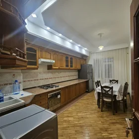 In Binəqədi rayonu 150.0 m² apartment is for rent - Image 10