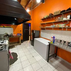 In nan 300.0 m² commercial is for rent - Image 8
