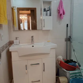 In Baku 80.0 m² apartment is for sale - Image 3