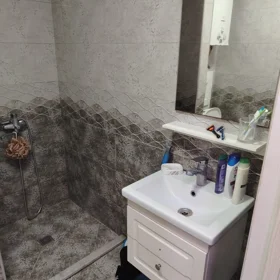 In Baku 60.0 m² apartment is for rent - Image 7