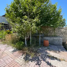 In nan 140.0 m² house with 5.0 rooms is for sale - Image 8