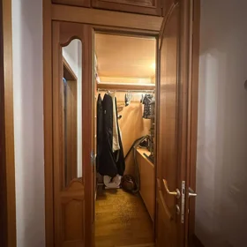 In Baku 200.0 m² apartment is for rent - Image 8