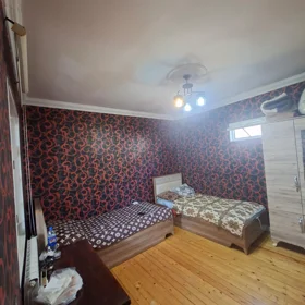 In Suraxanı rayonu 120.0 m² house with 5.0 rooms is for sale - Image 2