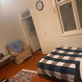 In Baku 80.0 m² apartment is for rent - Image 4