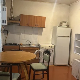 In Baku 80.0 m² apartment is for rent - Image 9
