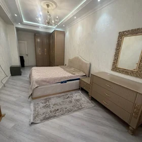 In Baku 175.0 m² apartment is for rent - Image 3