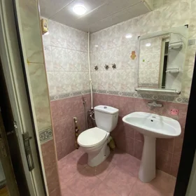 In Baku 60.0 m² apartment is for rent - Image 8