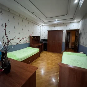 In Baku 150.0 m² apartment is for rent - Image 6