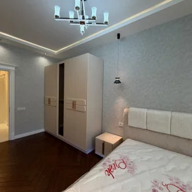 In Baku 65.0 m² apartment is for rent - Image 3